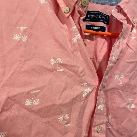 Crown & Ivy Men’s Classic Fit Pink & White Palm Tree Long Sleeve Button Up Shirt - Picture 6 of 6